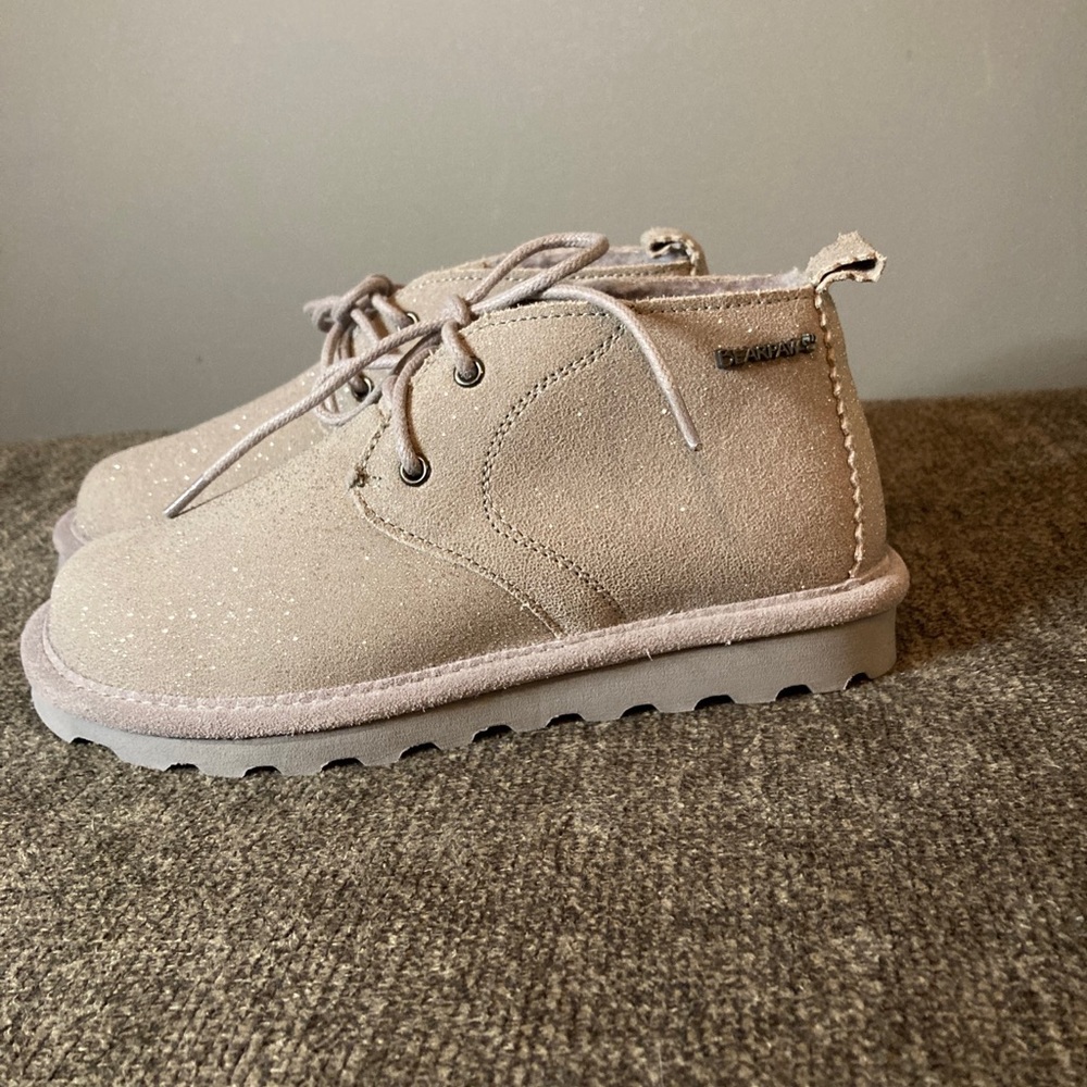 NEW BearPaw skye Bootie